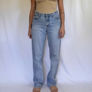 Arizona Jean Company Vintage 90s High Rise Light Wash Distressed Denim Jeans